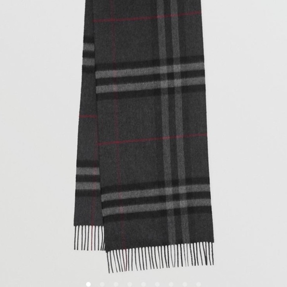 Burberry Scarf - Picture 2 of 7